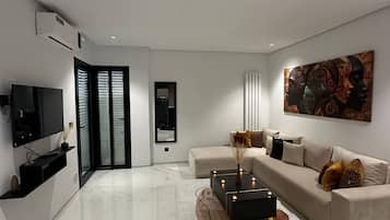 Leilighet, 1 soverom, røyk, balkong | Oppholdsområde