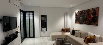 Absolute Comfort in a Luxury Residence, Soukra