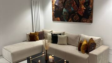 Leilighet, 1 soverom, røyk, balkong | Oppholdsområde