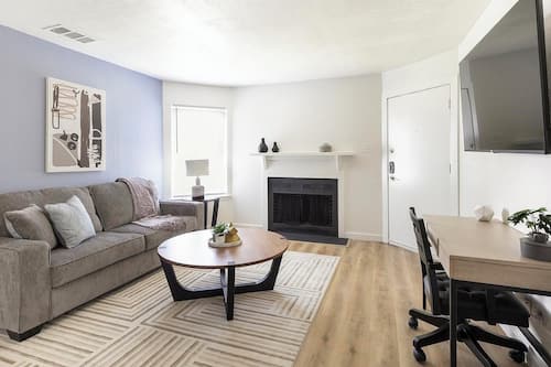 Apartment (2 Bedrooms) | Living area | 50-inch Smart TV with digital channels, fireplace