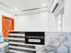 Reception - Super Townhouse JP Nagar Miyapur (Hyderabad)