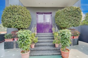 House | Reception - Deluxehotel Sunshine (Lucknow)