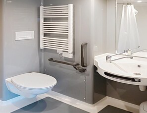 Bathroom - Villa With Private Terrace & Shared Pool (Malansac)