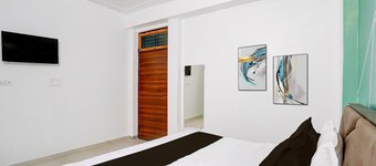 Super Hotel O Chandrika Devi