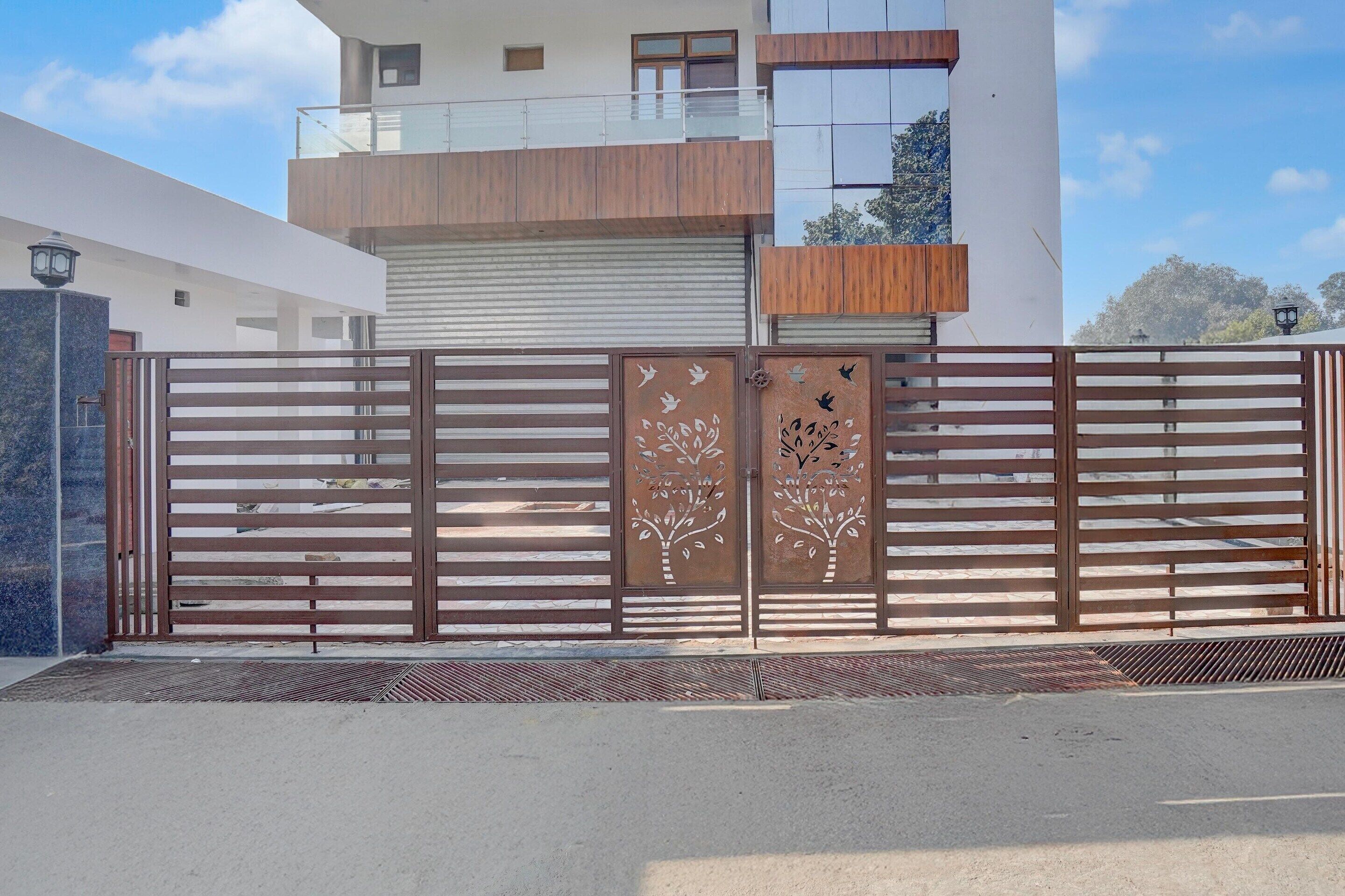 Rumah | Resepsionis