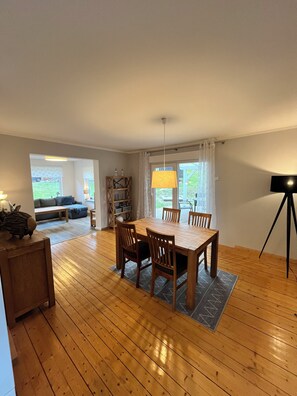 Dining - Vacation home not far from the Gr. Lake Stechlin (Stechlin)