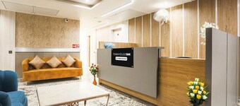 Super Townhouse Oak Hisar