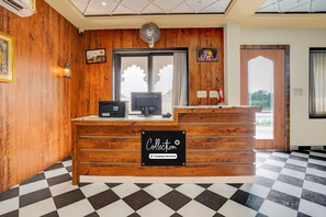 Casa | Recepció