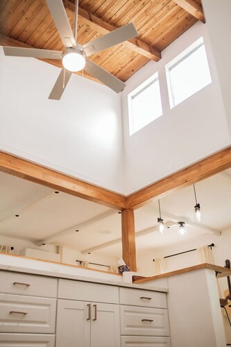 Spacious Home in Central Globe 3 BR near Downtown