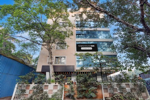 Super Townhouse Formerly Kapil Residency