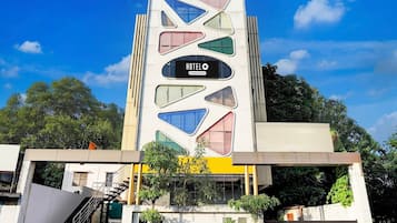 House | Bahagian luar