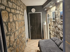 Apartment (Studio apartment Stone (ground floor)) - Apartments Diadora (Vis)