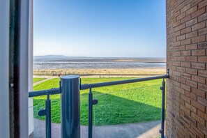 Floor plan - Ocean View - 2 Bedroom Apt - Llanelli (Llanelli)