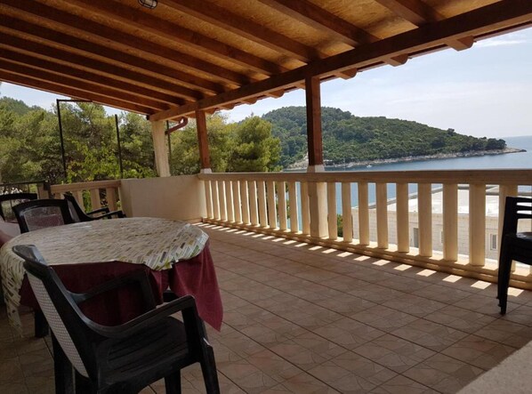 Apartment (One bedroom apartment Jeny) | Terrace/patio - Villa Azure Saplunara (Mljet)