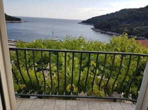 Appartement (One bedroom apartment Romana) | Balcon