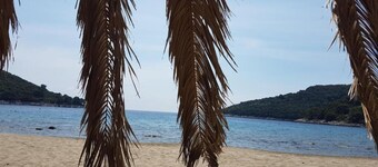 Villa Azure Saplunara