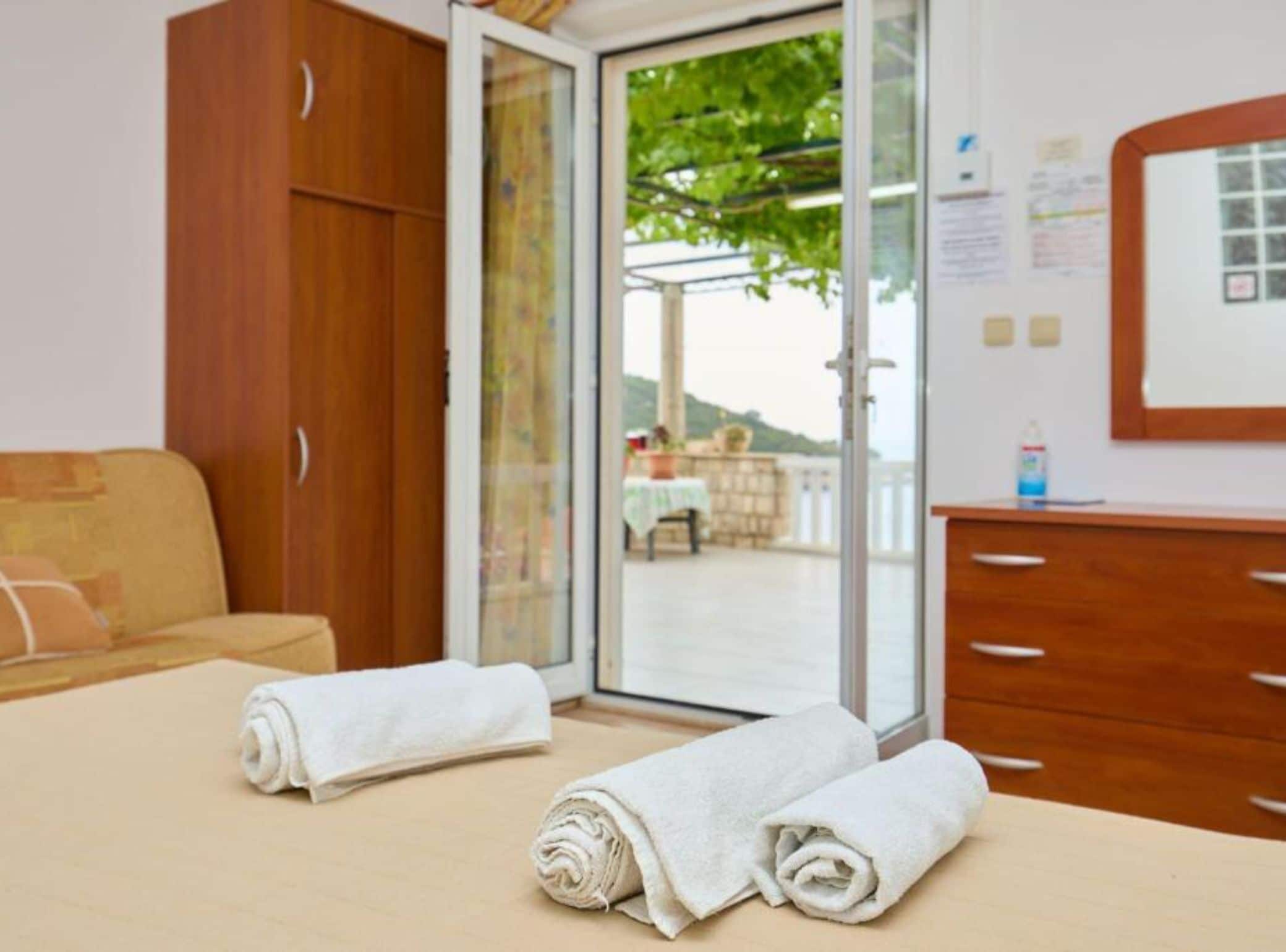 Apartment (One bedroom apartment Marta)