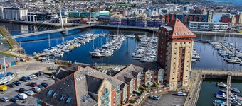 The Crows Nest - 1 Bed Apartment - Swansea Marina
