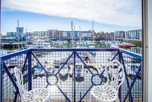 Floor plan - The Crows Nest - 1 Bed Apartment - Swansea Marina (Swansea)