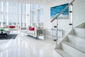 Floor plan - High Floor Meridian Tower - 3 Bedroom - Swansea (Swansea)