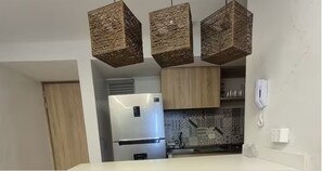 Private kitchen - Beautiful Tourist Apartment Close to the sea (Cartagena de Indias)