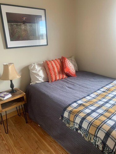 Adorable 1-bedroom upstairs apartment in charming Parker for a relaxing stay!