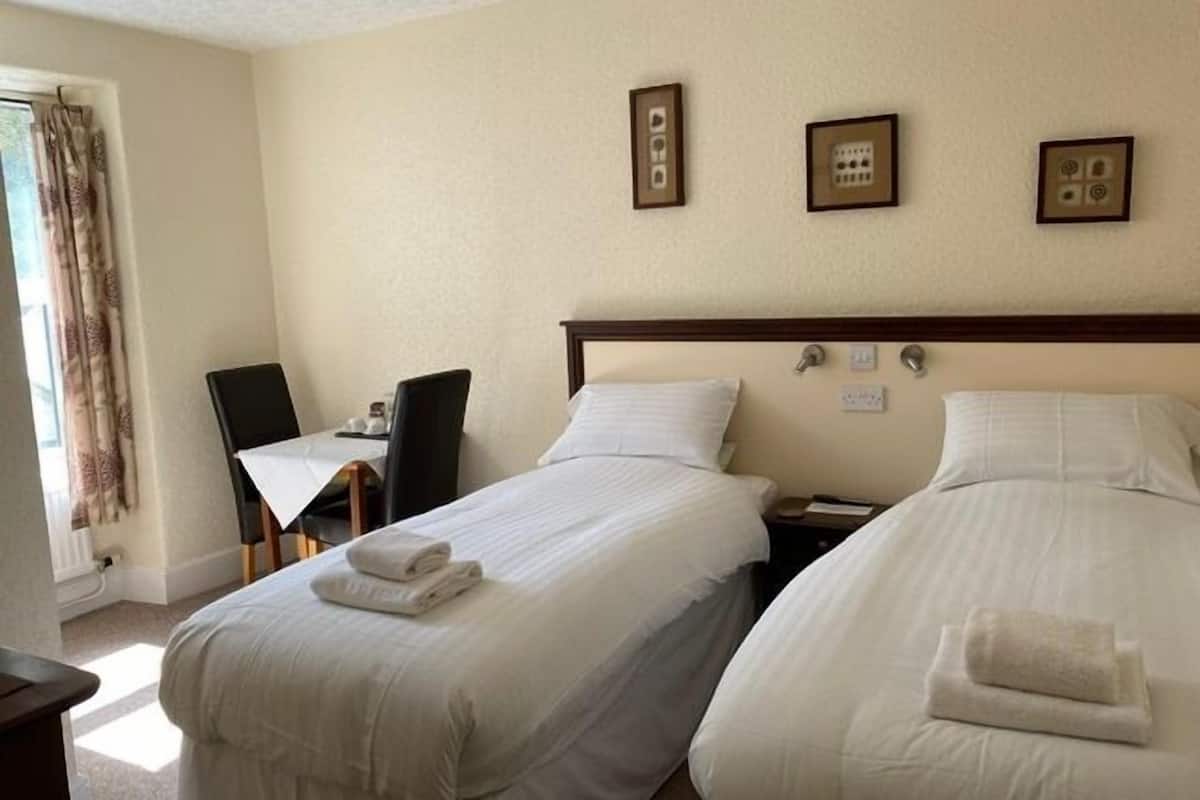 Traditionellt tvÄbÀddsrum - eget badrum