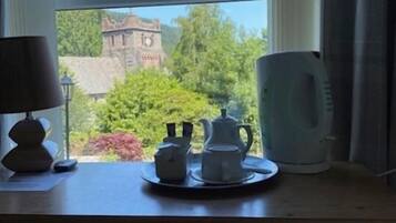 Classic Single Room, Mountain View | Interior