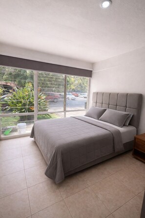 2 bedrooms, WiFi, bed sheets - BOWRA MILAN PROVIDENCIA, PRIVATE APARTMENT 2 (Guadalajara)