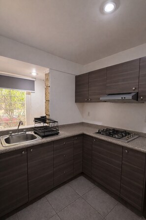 Private kitchen - BOWRA MILAN PROVIDENCIA, PRIVATE APARTMENT 2 (Guadalajara)
