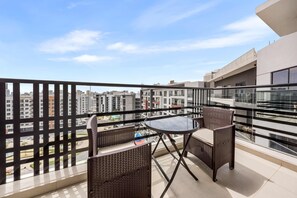 House - Free Housekeeping Visits During Your Stay - Stayshort - Relaxing Studio in Arjan That Sleeps 3 (Dubai)