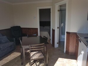 Dining - Camping Baie de Gaspé (Gaspé)