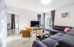 TV - Luxurious home in Milna (Milna)