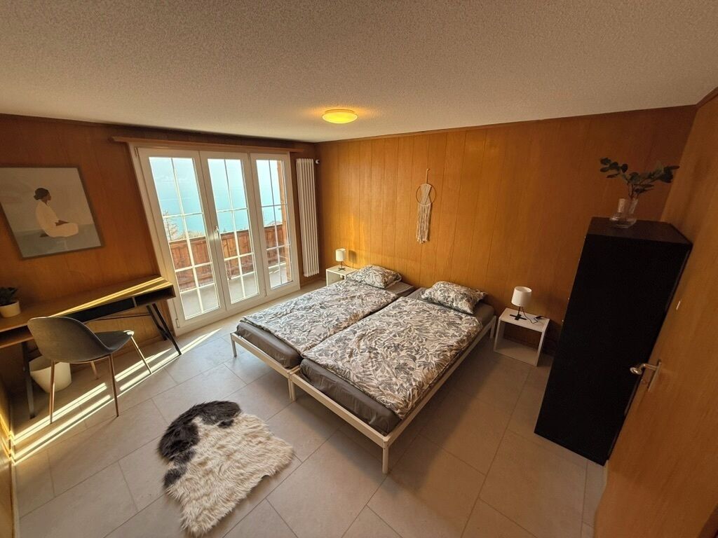 5 quartos, berço de viagem, Wi-Fi, roupa de cama