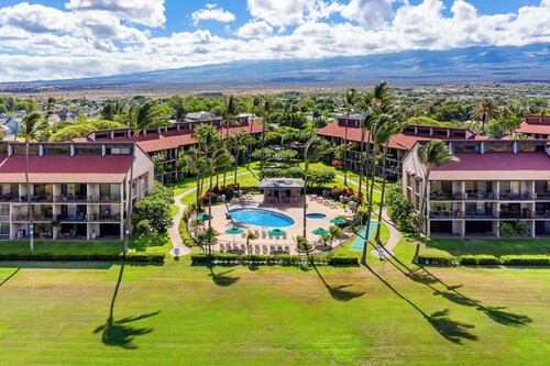 Adorable 2-bedroom condo with AC in sunny Kihei Luana Kai C302