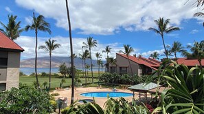 Outdoor pool - Adorable 2-bedroom condo with AC in sunny Kihei Luana Kai C302 (Kihei)