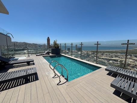 Pool. Coquimbo from the heights, sea view+panoramic swimming pool, autonomous arrival24/7