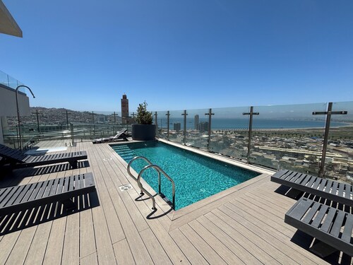 Coquimbo from the heights, sea view+panoramic swimming pool, autonomous arrival24/7