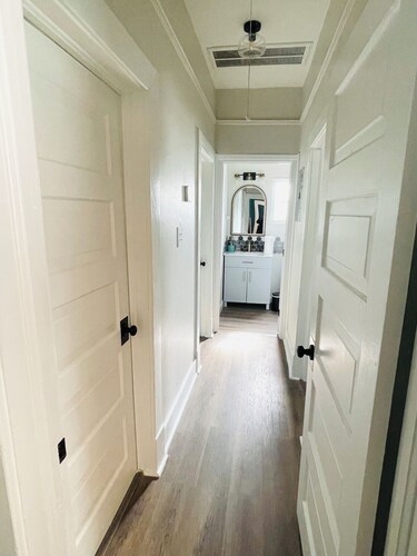 New Listing! Berry's Place - Downtown Montgomery - 2 Blocks from State Capitol!