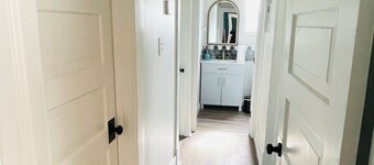 New Listing! Berry's Place - Downtown Montgomery - 2 Blocks from State Capitol!