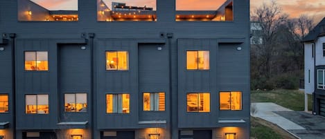 Casa (Multiple Bedrooms) | Interior