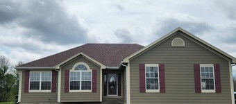 28 Acre Country Escape.  Perfect for UCM Graduation or KC World Cup Fans!