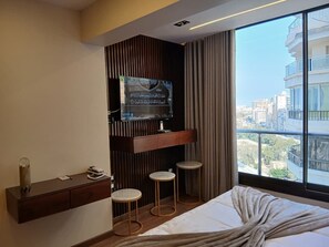 Standard Studio, Sea View | Desk, laptop workspace, iron/ironing board, free WiFi - Montazah Castle (Alexandria)