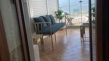 Dobbeltrom – comfort, sjøutsikt | Terrasse/patio