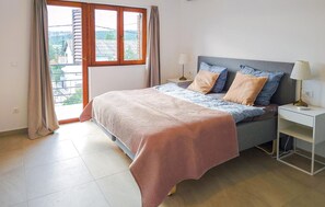 2 bedrooms, free WiFi - 2 bedroom gorgeous apartment in Krusevo (Krusevo)