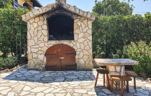 Outdoor dining - 2 bedroom gorgeous apartment in Krusevo (Krusevo)