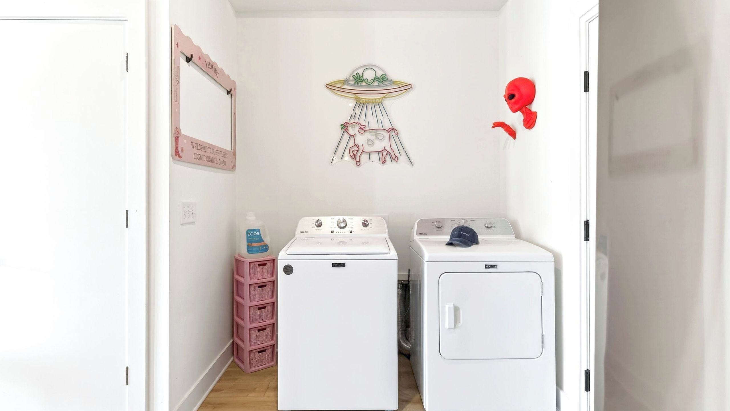 Apartment (2 Bedrooms) | Bahagian dalam