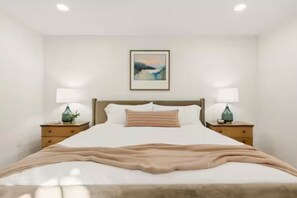 Luxury House, 2 Bedrooms, Kitchen - Canal Inn (Lafayette)