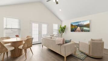 Luxury House, 2 Bedrooms, Kitchen | Living area