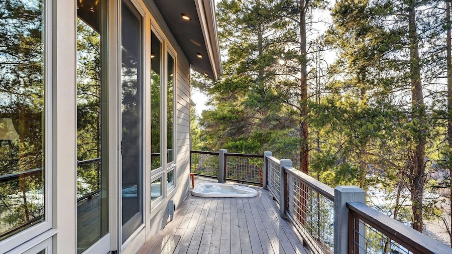 Keystone Alpine Haven by Avantstay Mountain Retreat Hot Tub Near Keystone Resort + Trails